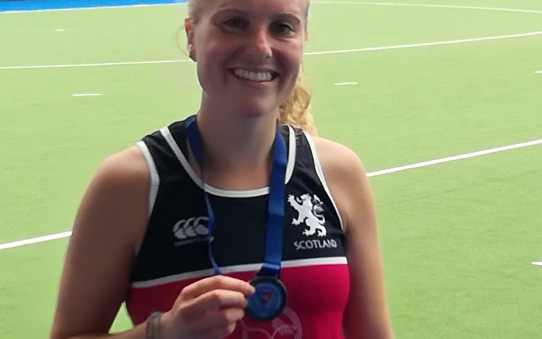 Former Pupil celebrates gold with Tartan Hearts